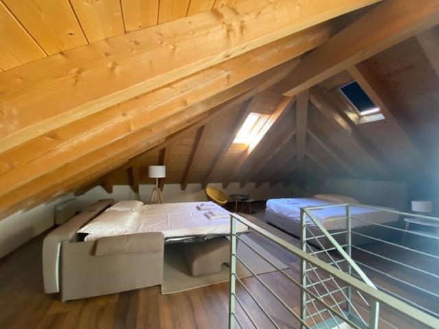 Brother'S Como Lake Suite Acquaseria Bagian luar foto